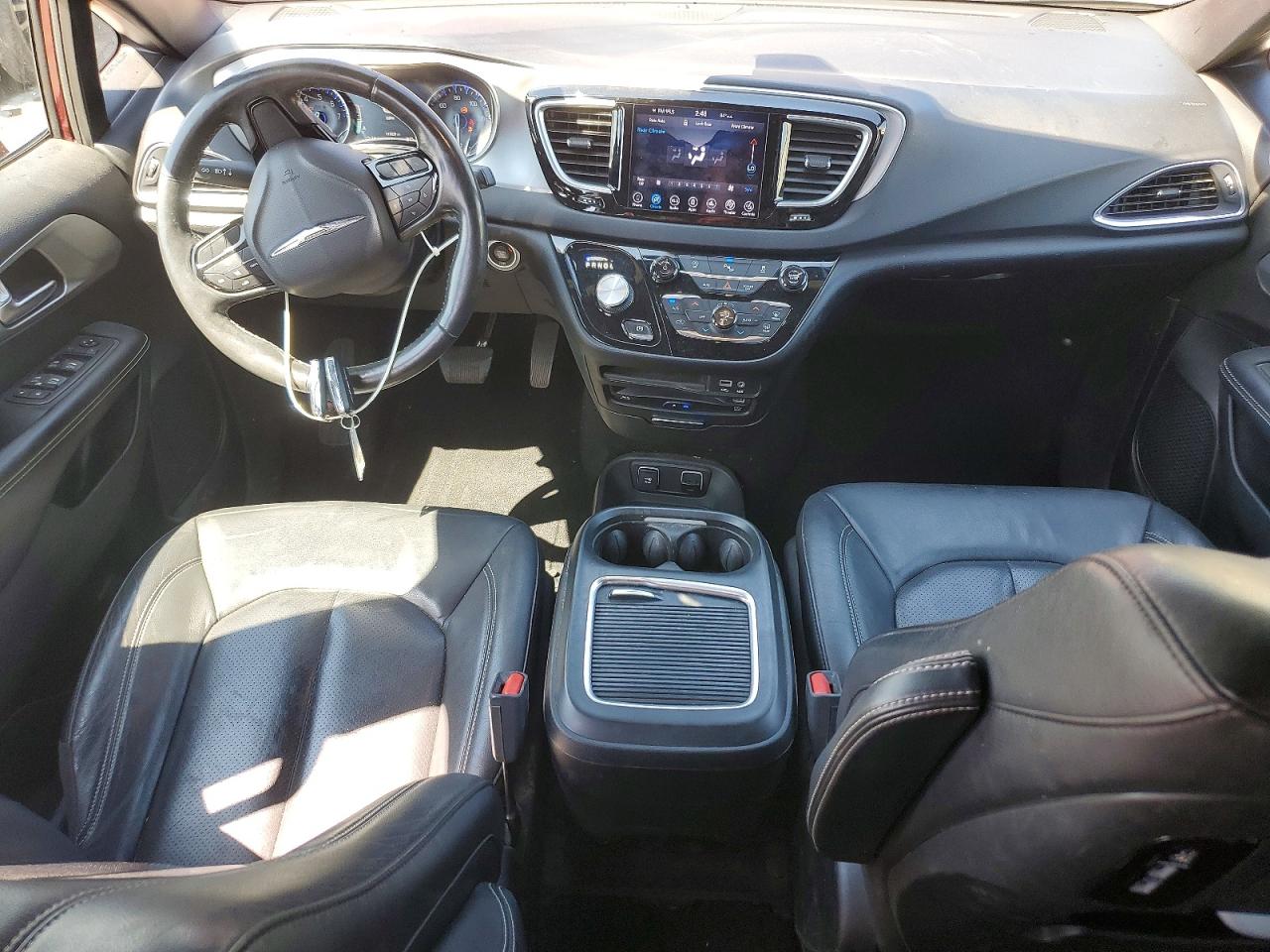 2019 CHRYSLER PACIFICA TOURING L PLUS photo 15