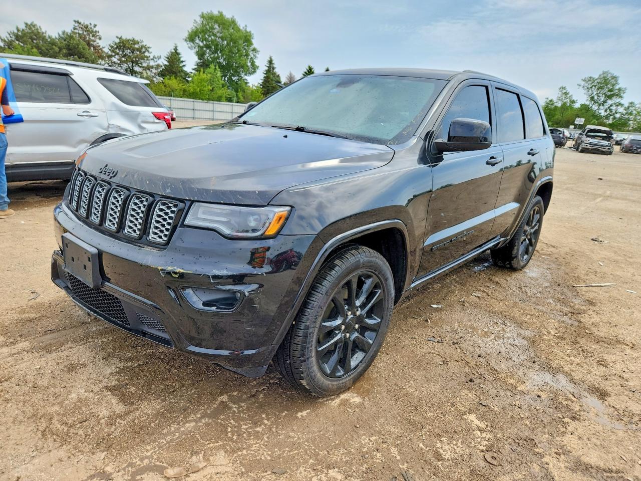 2020 JEEP GRAND CHEROKEE