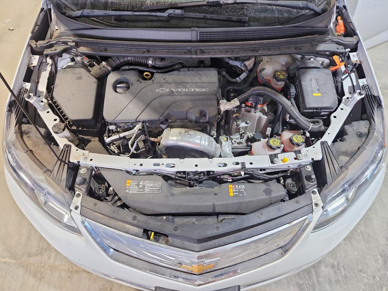 2017 CHEVROLET VOLT LT photo 34