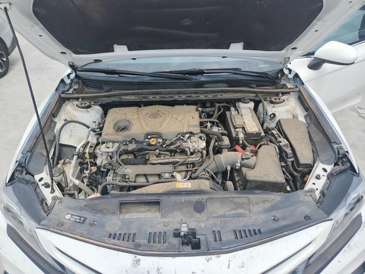 2021 TOYOTA CAMRY SE photo 31