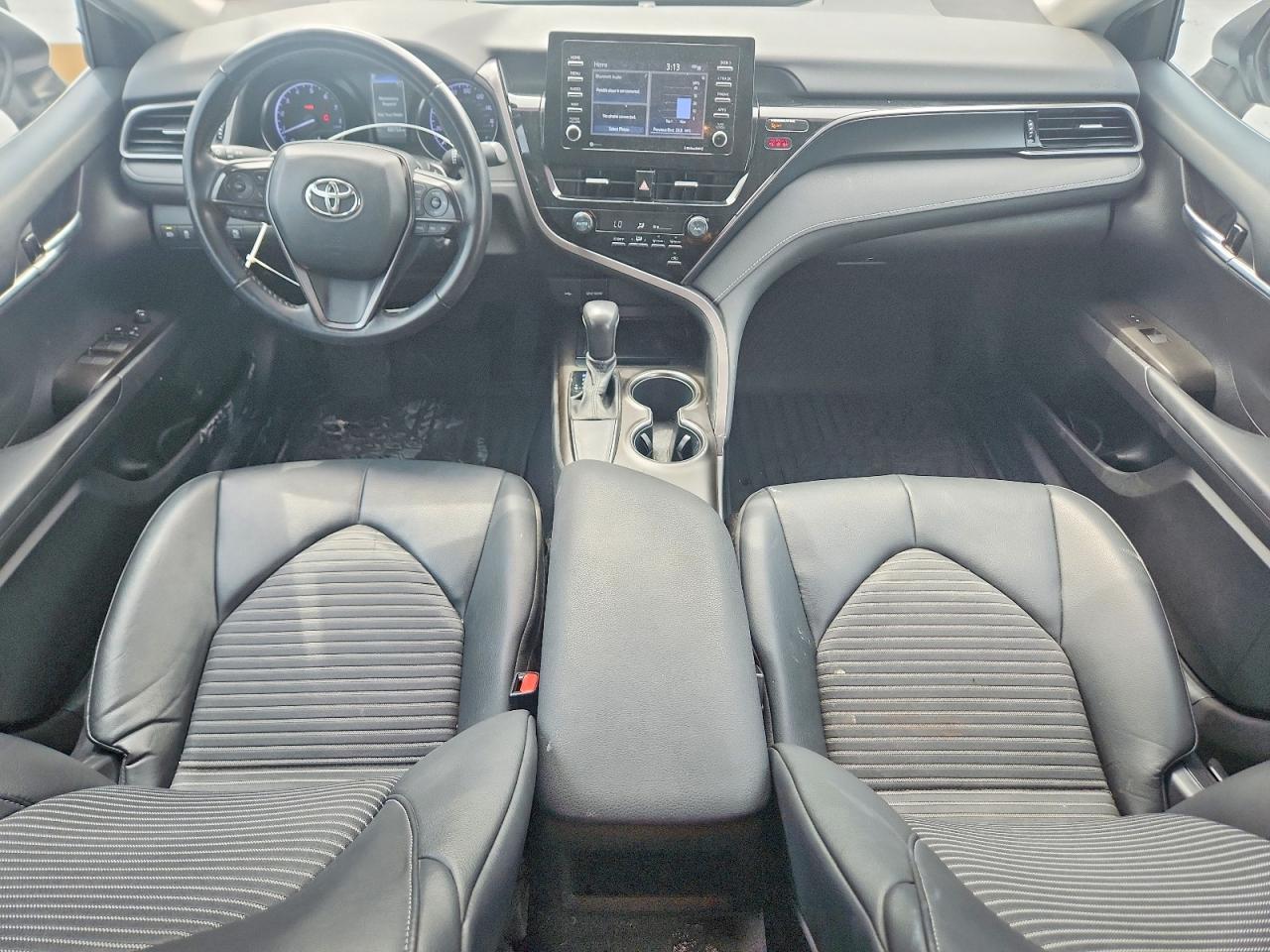 2021 TOYOTA CAMRY SE photo 22