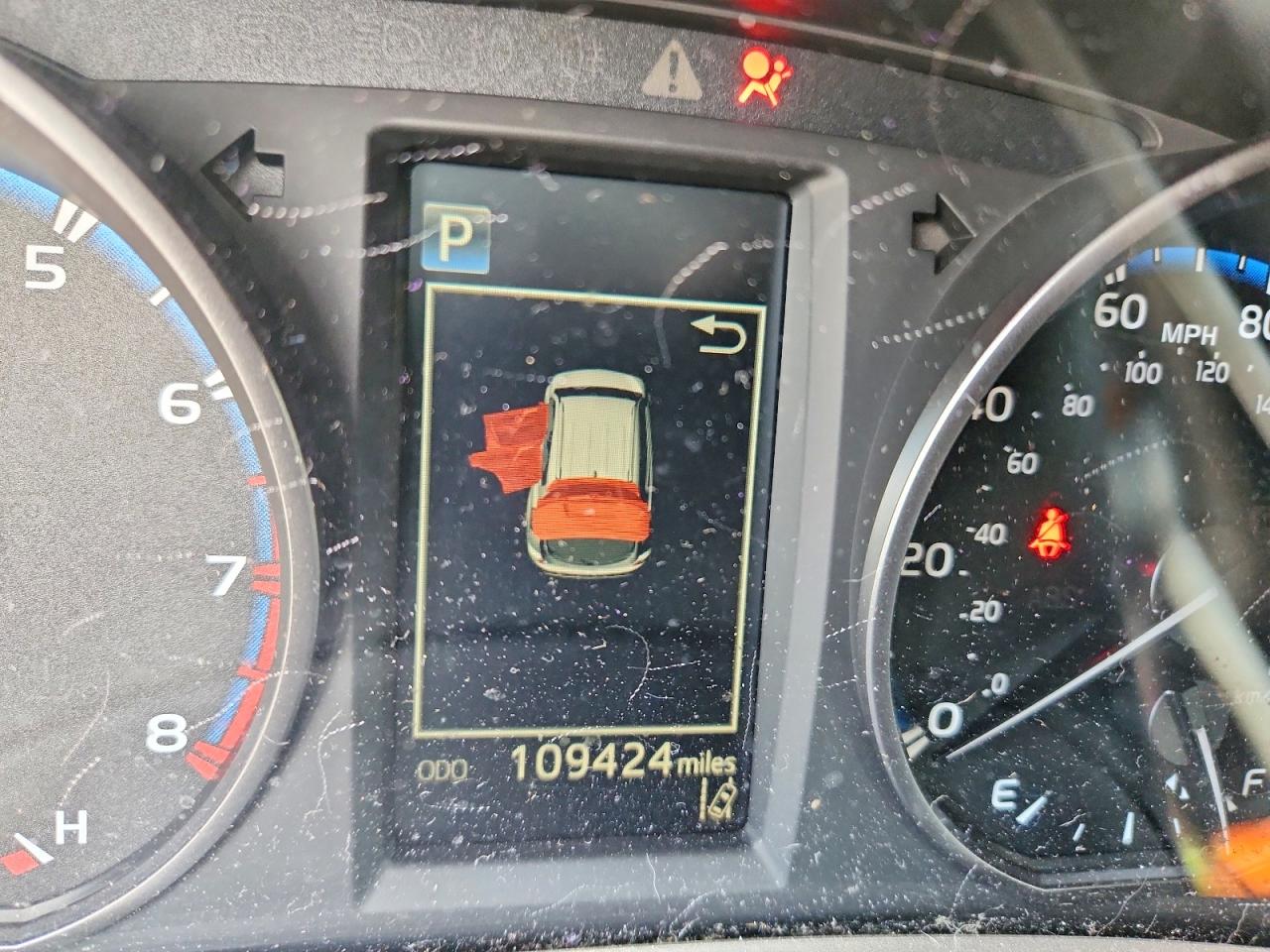 2017 TOYOTA RAV4 LE photo 9