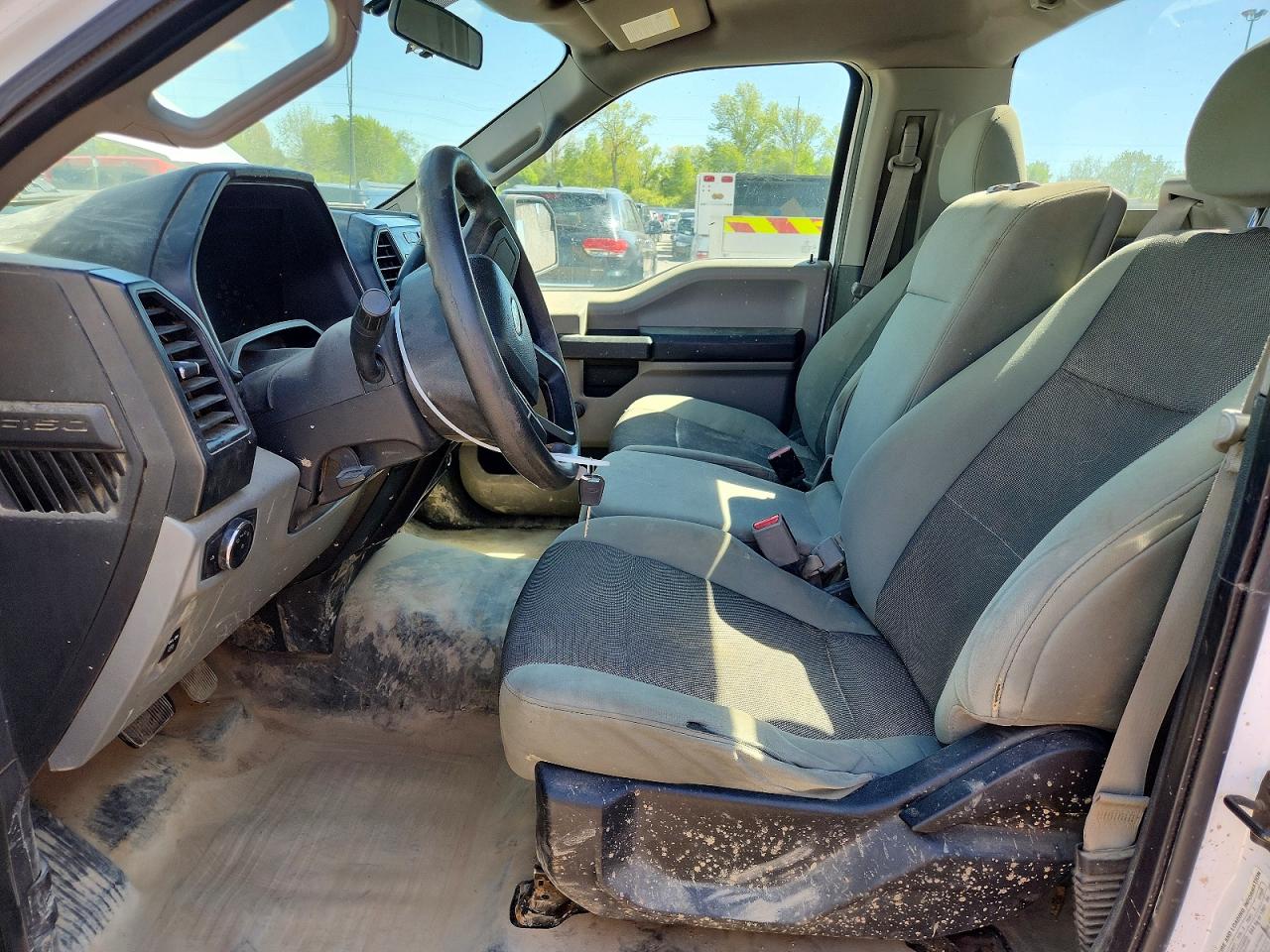 2016 FORD F150 XL photo 13