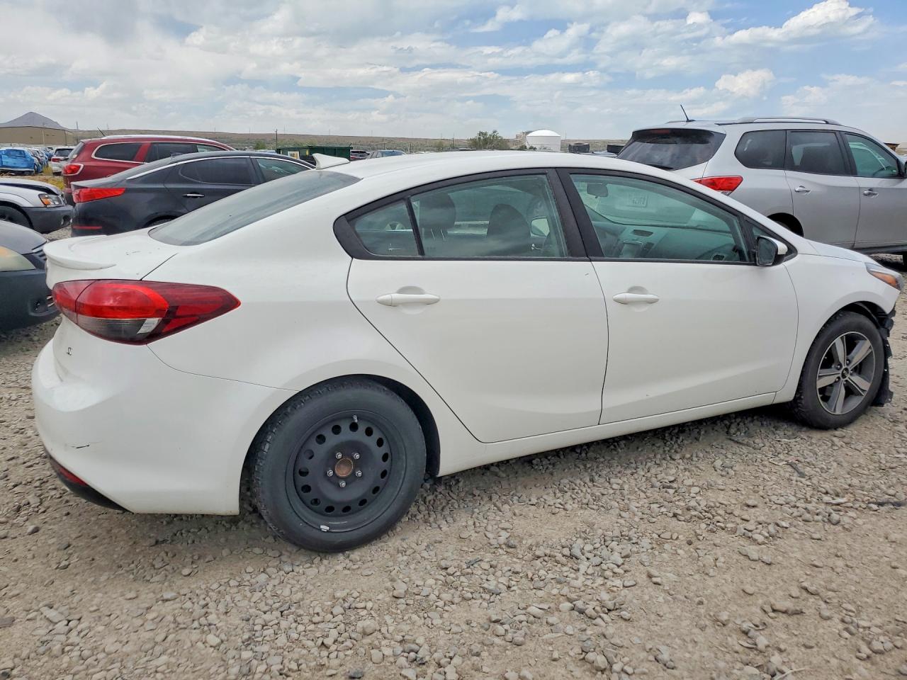 2018 KIA FORTE S photo 5