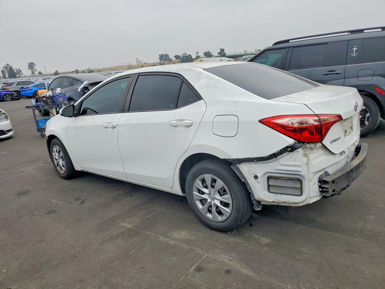2019 TOYOTA COROLLA L photo 3