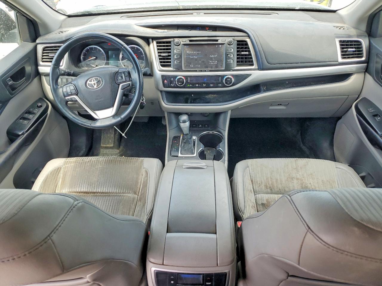 2016 TOYOTA HIGHLANDER LE PLUS photo 22