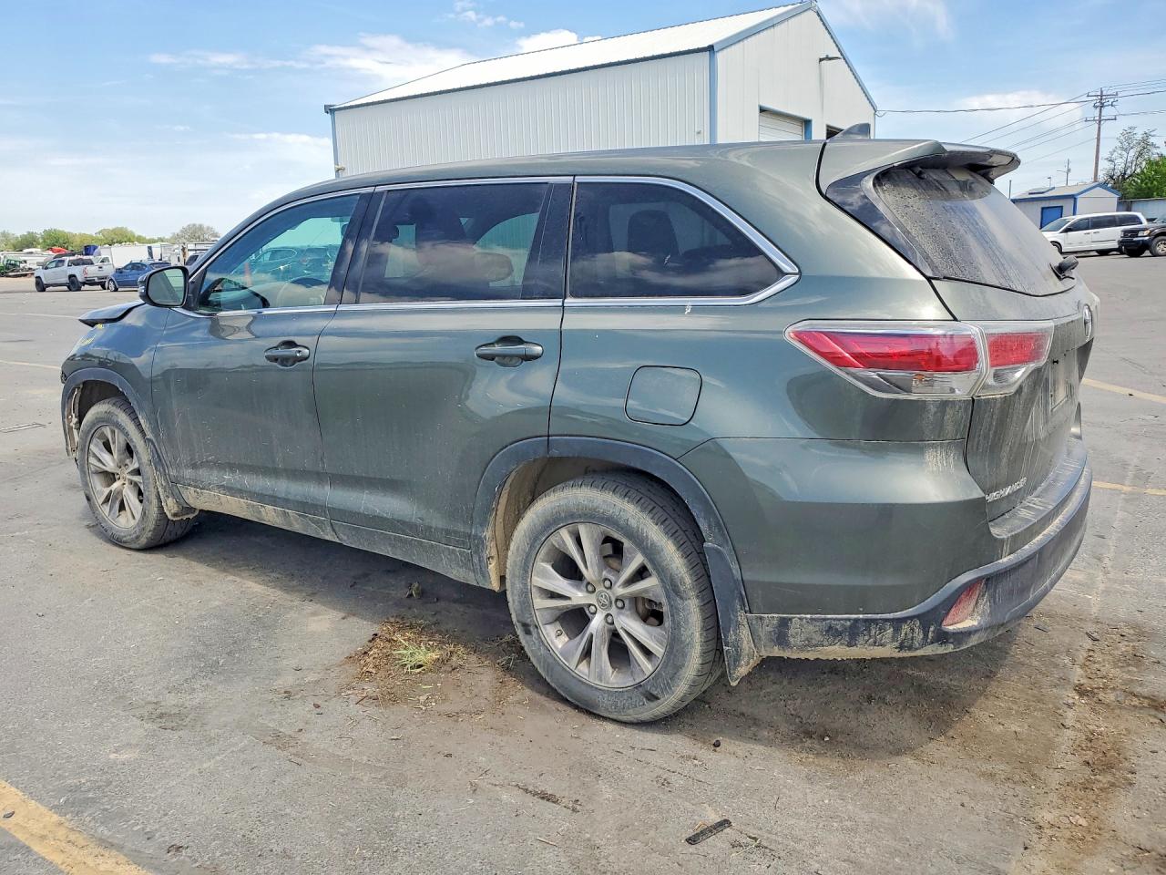 2016 TOYOTA HIGHLANDER LE PLUS photo 4