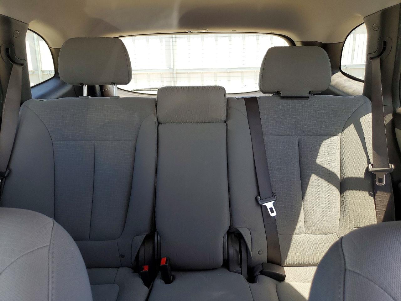 2010 HYUNDAI SANTA FE GLS photo 28