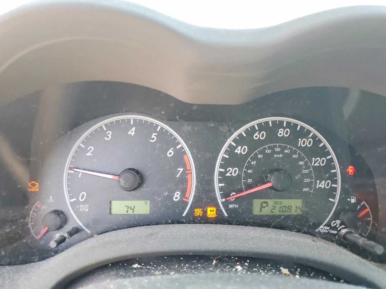 2010 TOYOTA COROLLA LE photo 9