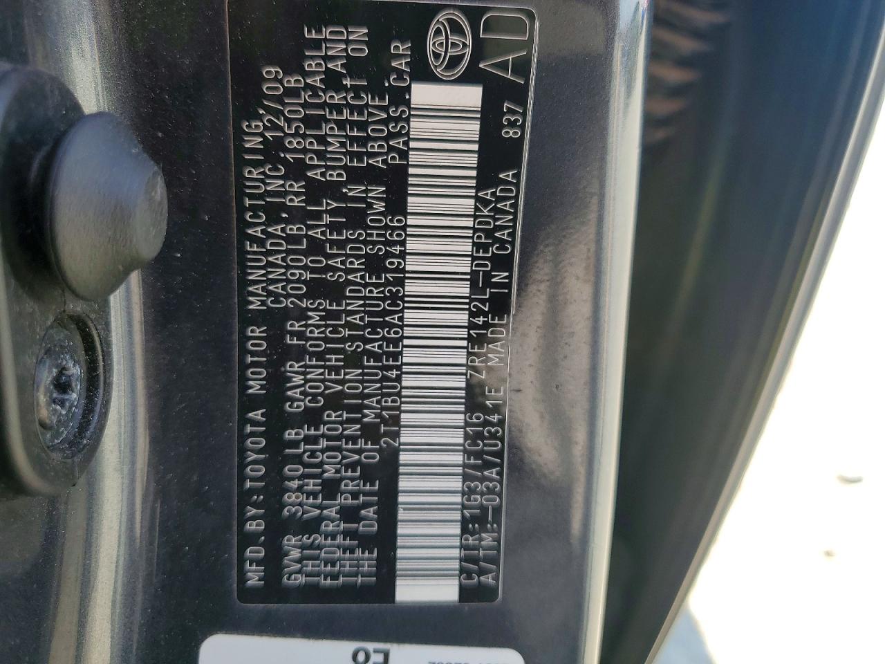 2010 TOYOTA COROLLA LE photo 12