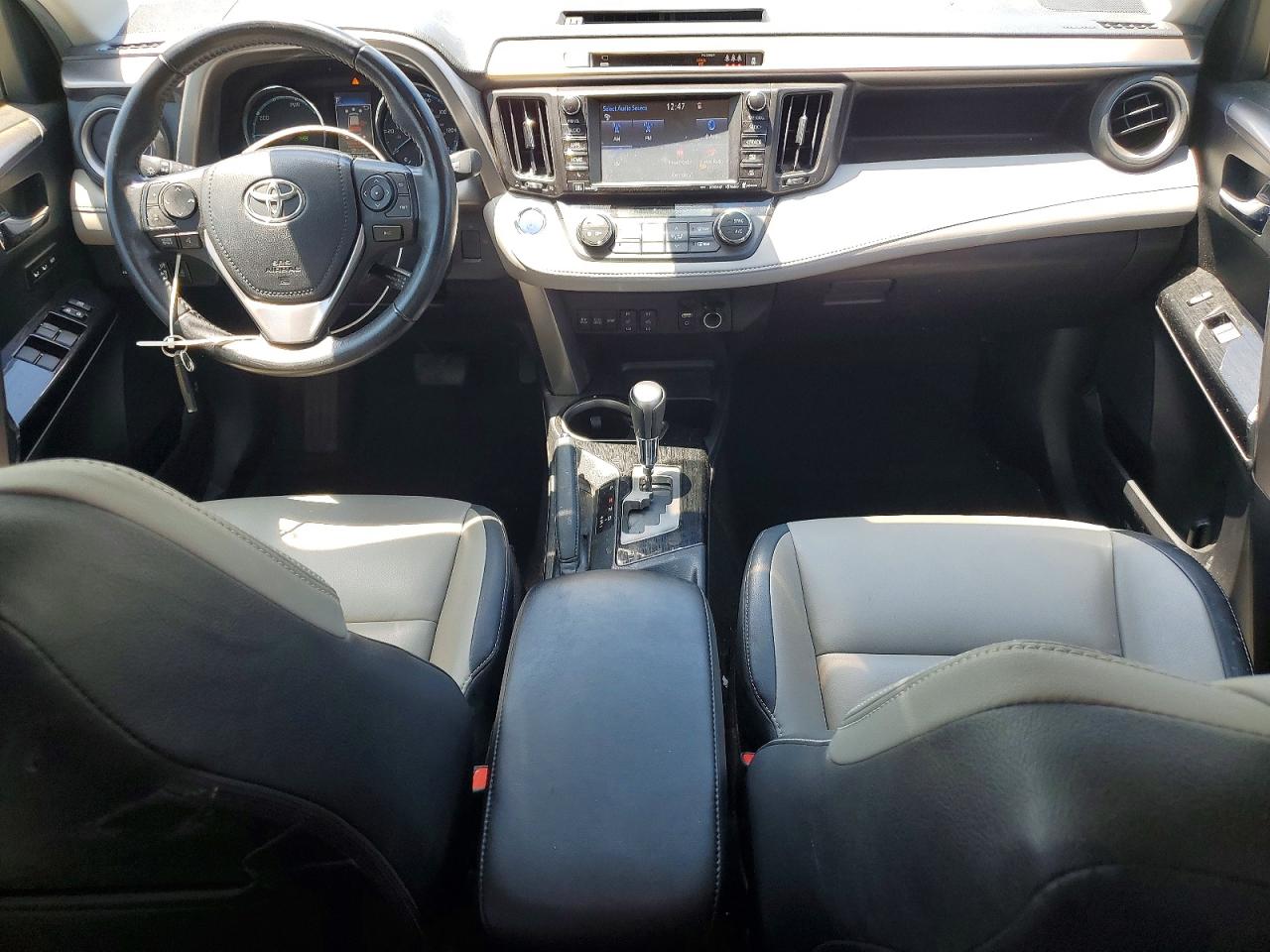 2018 TOYOTA RAV4 HV LIMITED photo 22