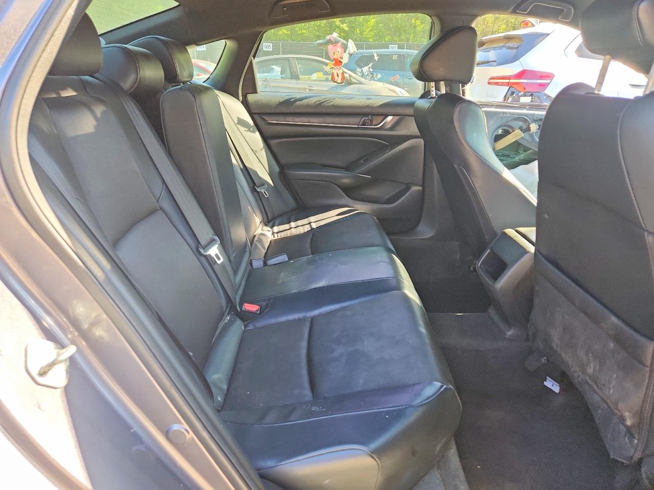 2018 HONDA ACCORD SPORT photo 10