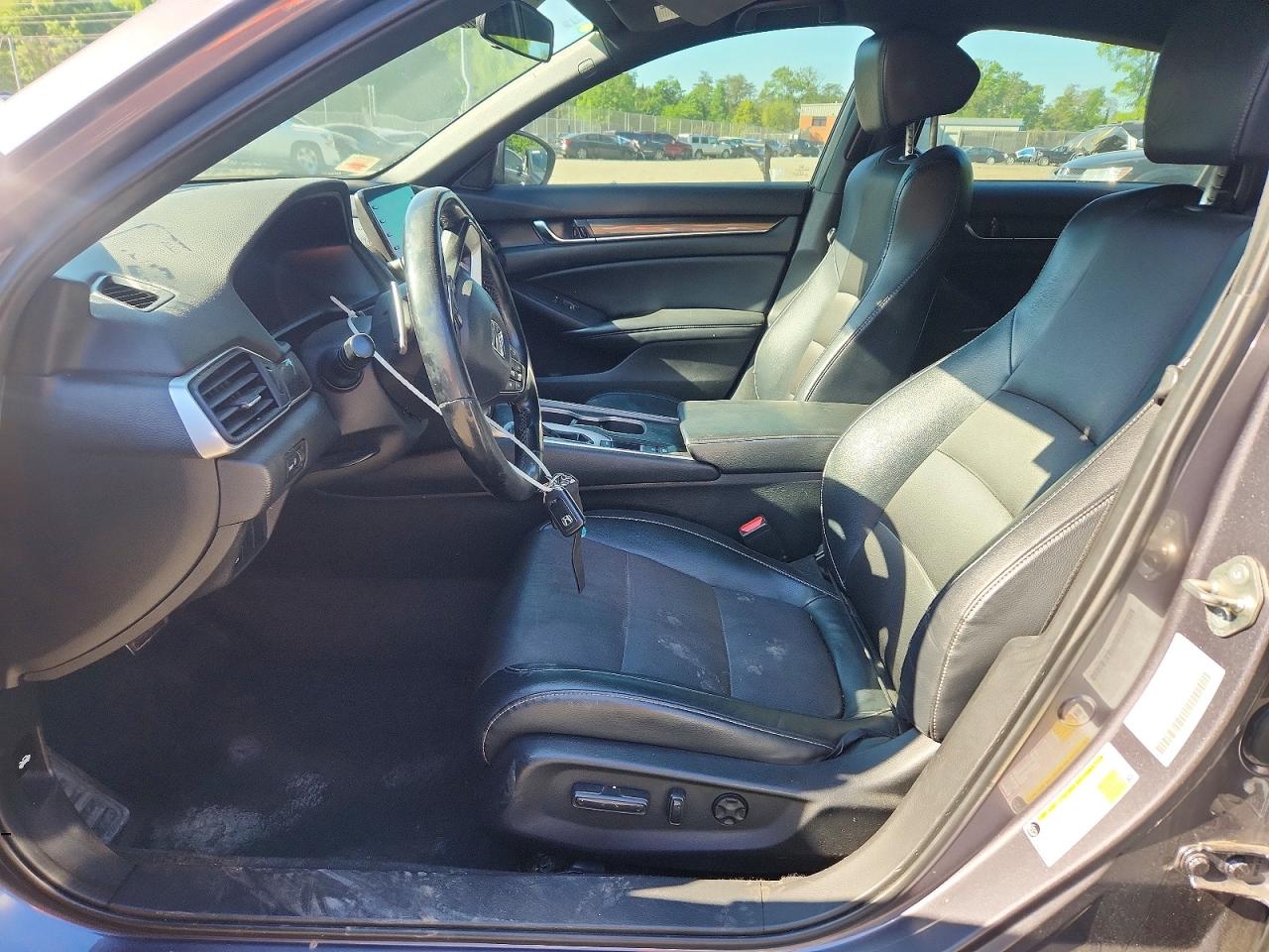 2018 HONDA ACCORD SPORT photo 7