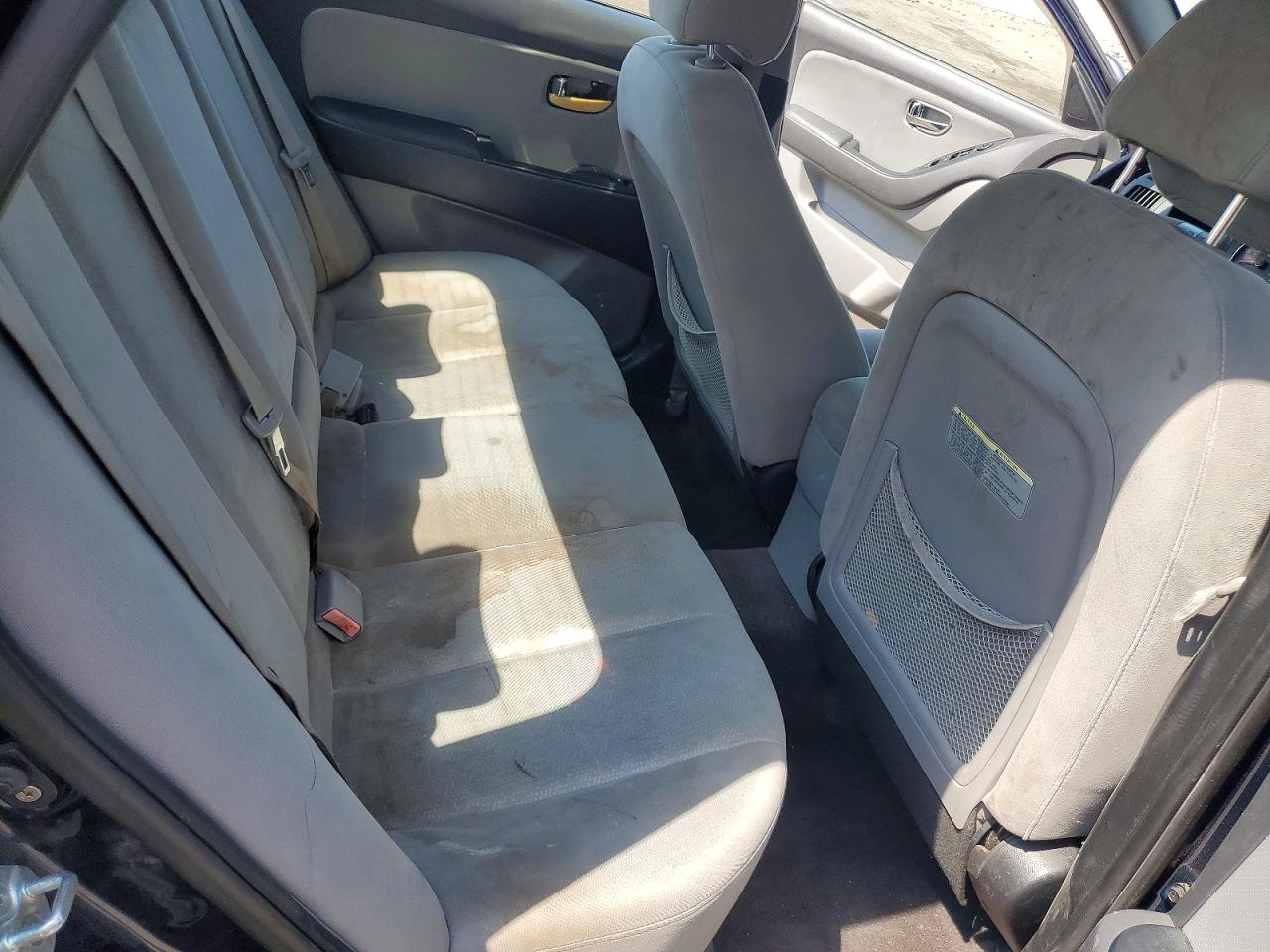 2010 HYUNDAI ELANTRA SE photo 19