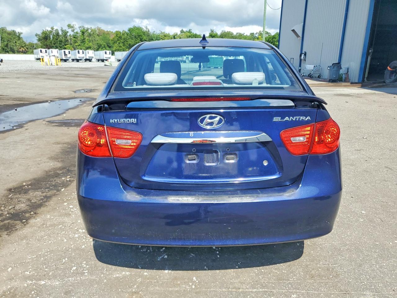 2010 HYUNDAI ELANTRA SE photo 11