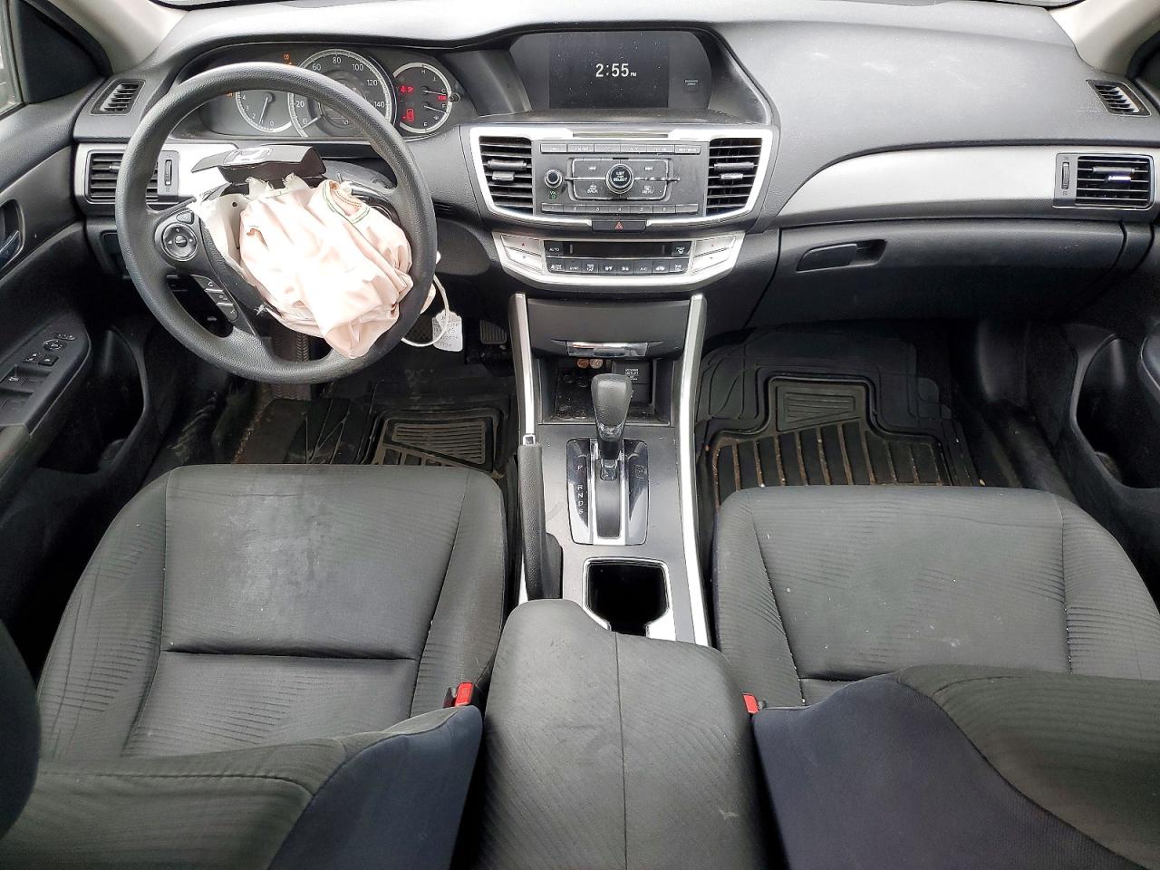 2015 HONDA ACCORD LX photo 8