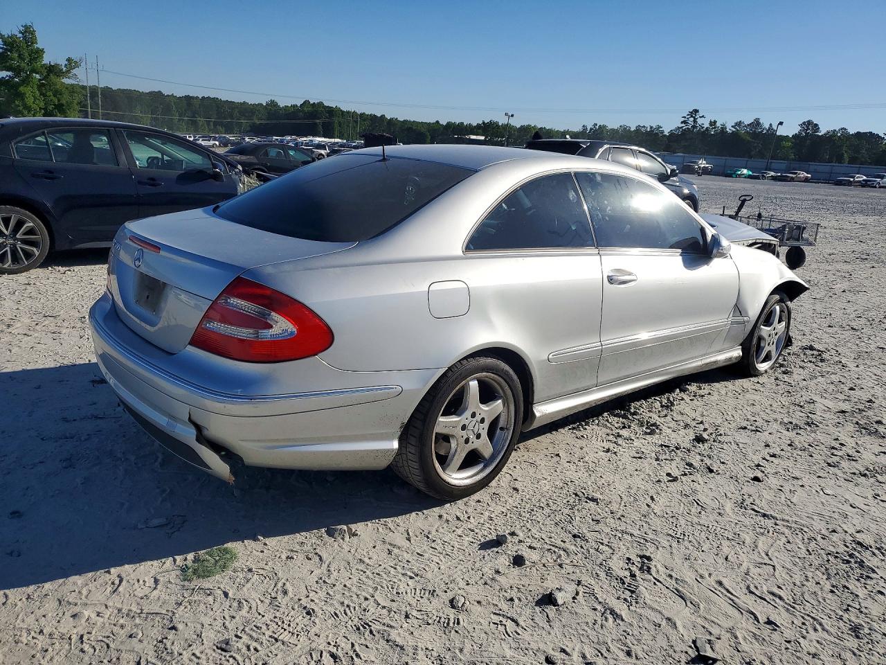 2003 MERCEDES-BENZ CLK 500 photo 3