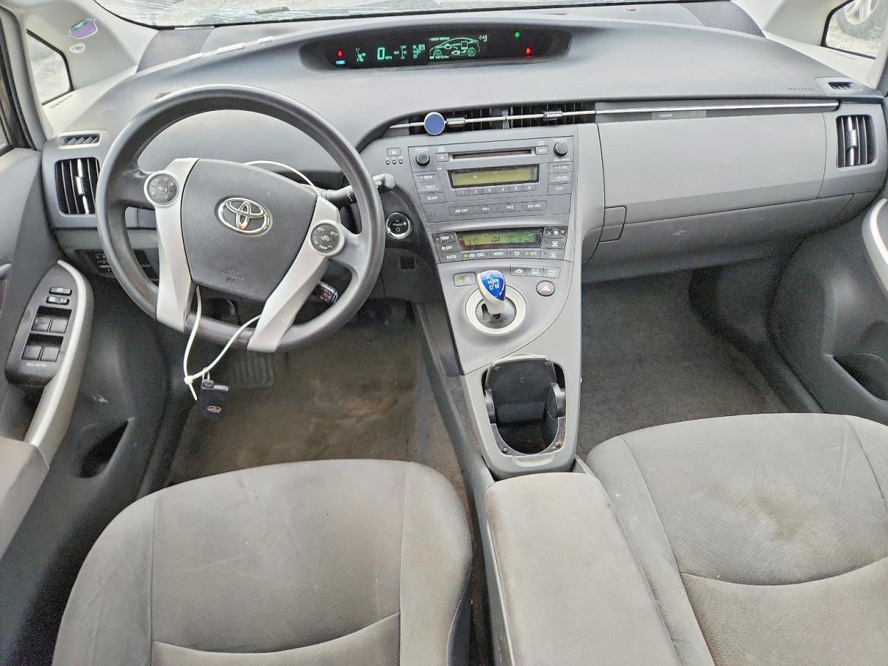 2011 TOYOTA PRIUS TWO photo 8