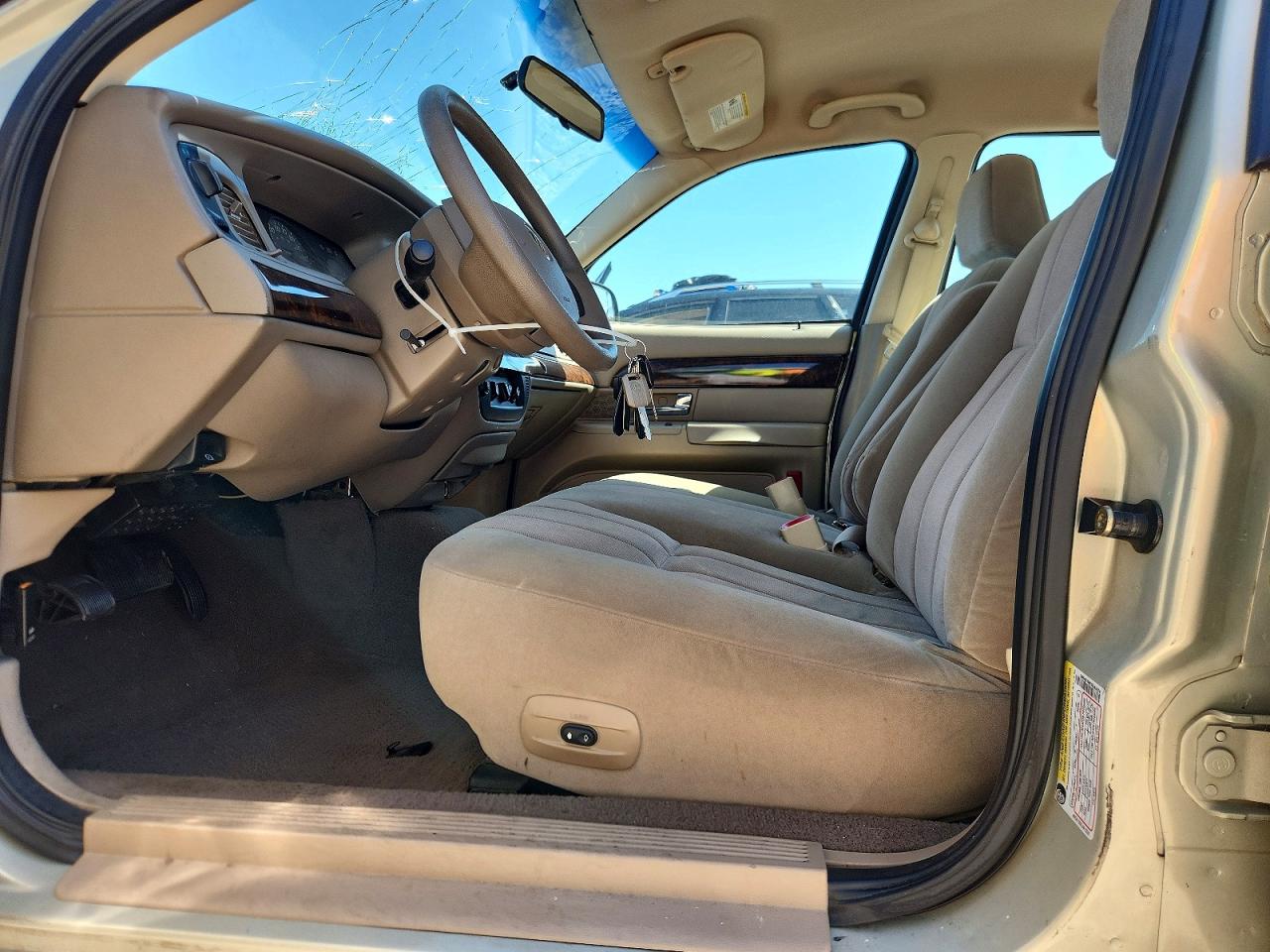 2005 MERCURY GRAND MARQUIS GS photo 13
