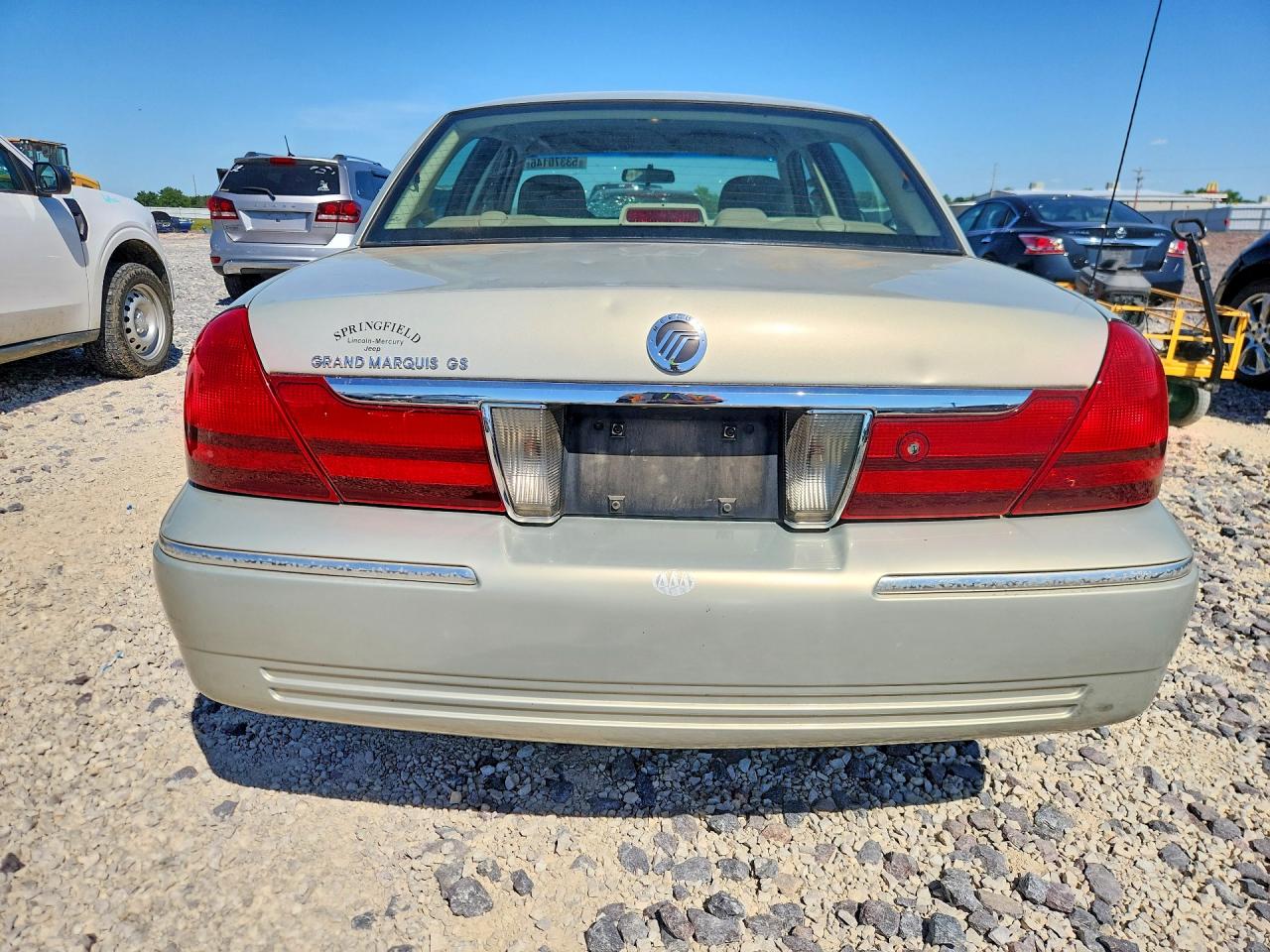 2005 MERCURY GRAND MARQUIS GS photo 11
