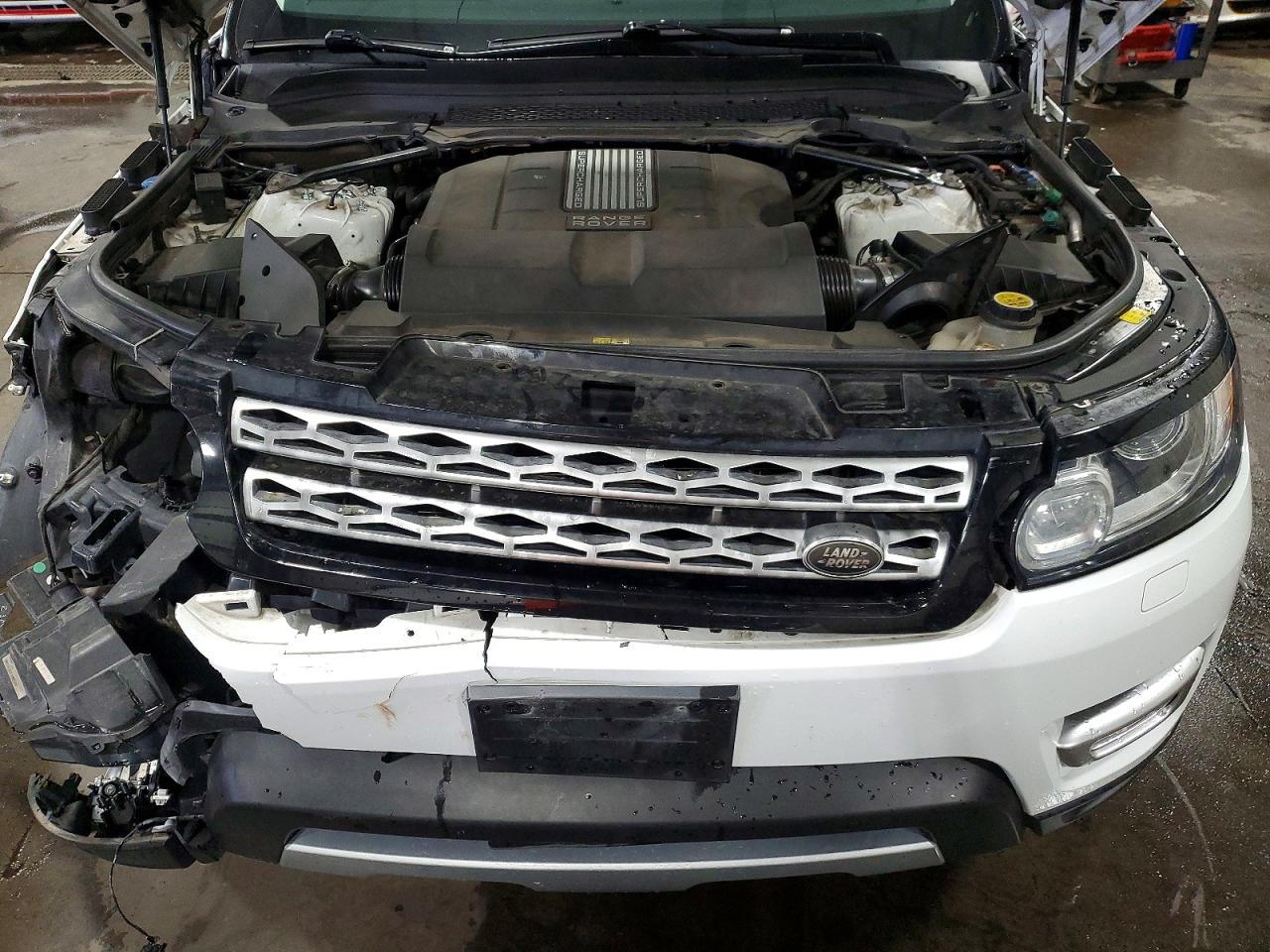 2014 LAND ROVER RANGE ROVER SPORT HSE photo 34