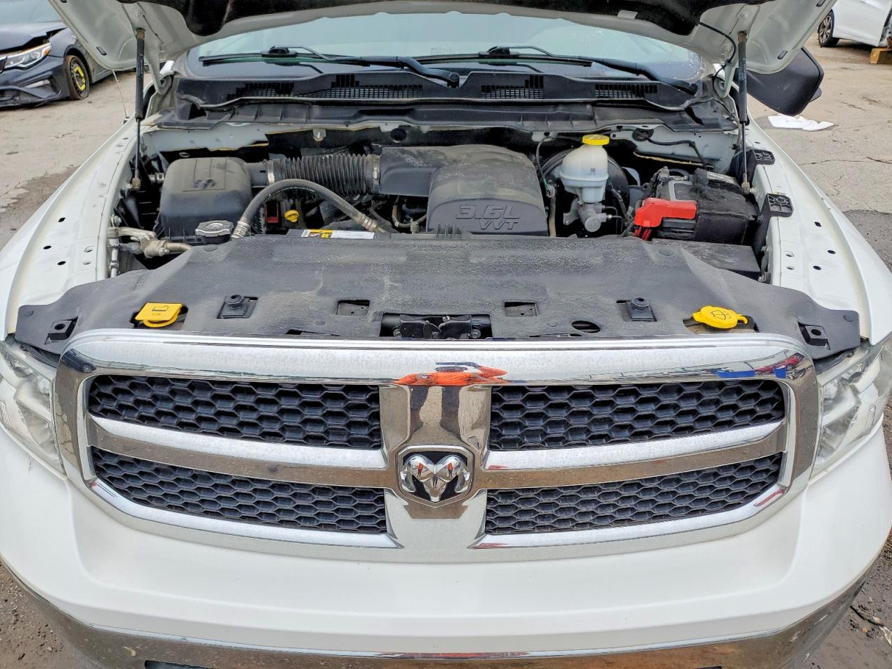 2023 RAM 1500 CLASSIC SLT photo 21