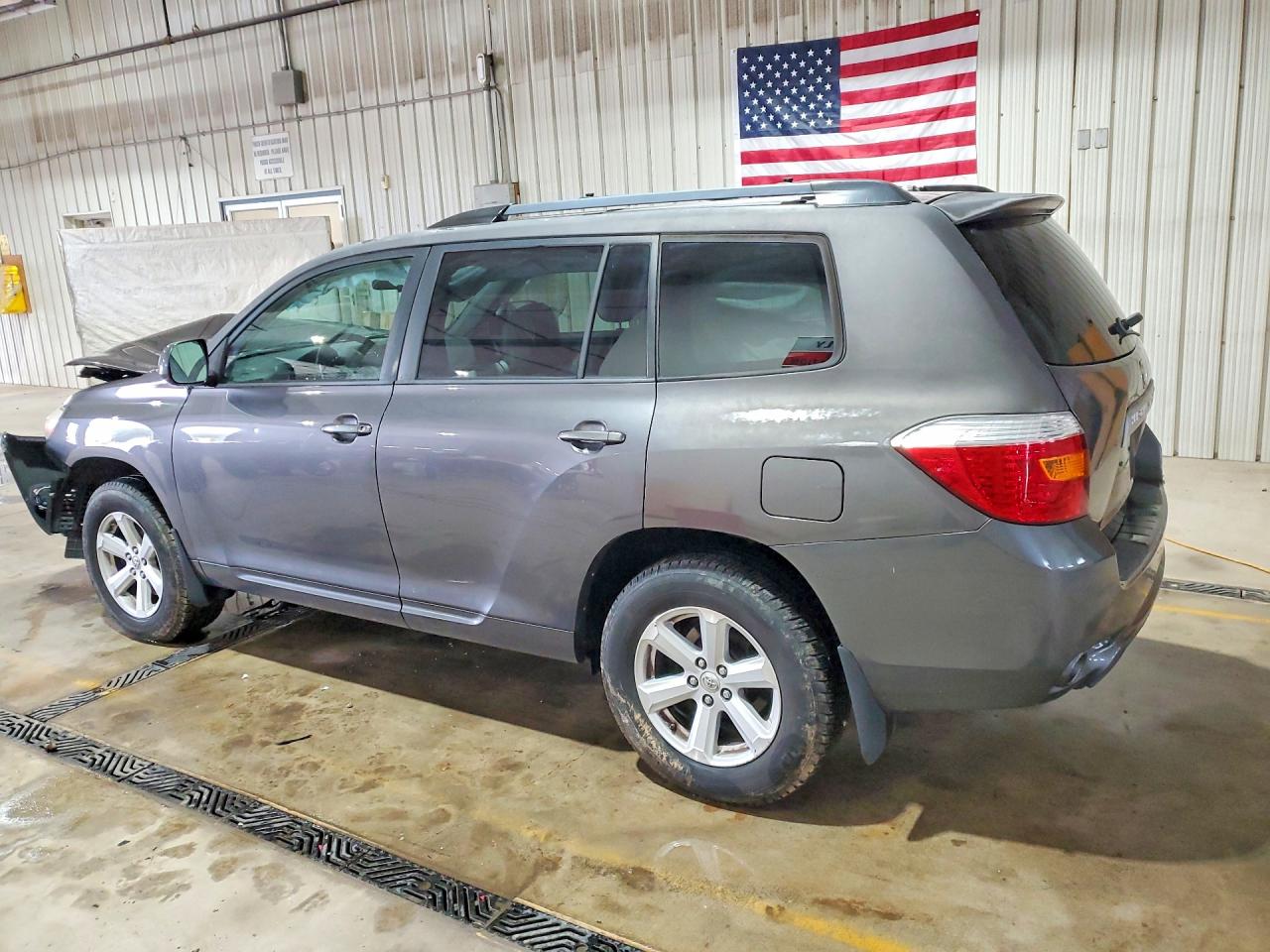 2010 TOYOTA HIGHLANDER SE photo 4