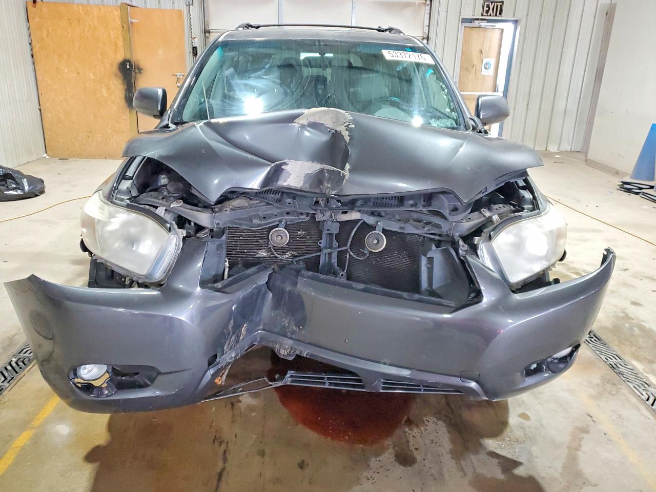 2010 TOYOTA HIGHLANDER SE photo 13