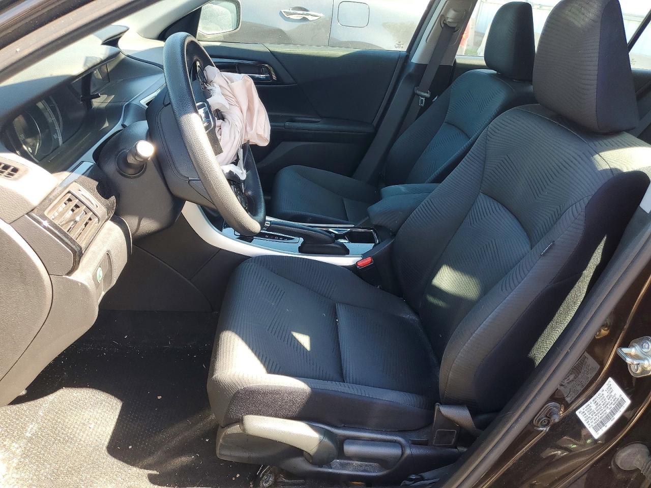 2016 HONDA ACCORD LX photo 7