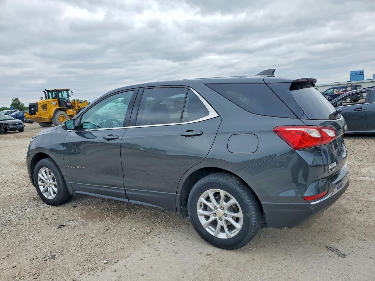 2018 CHEVROLET EQUINOX LT photo 3