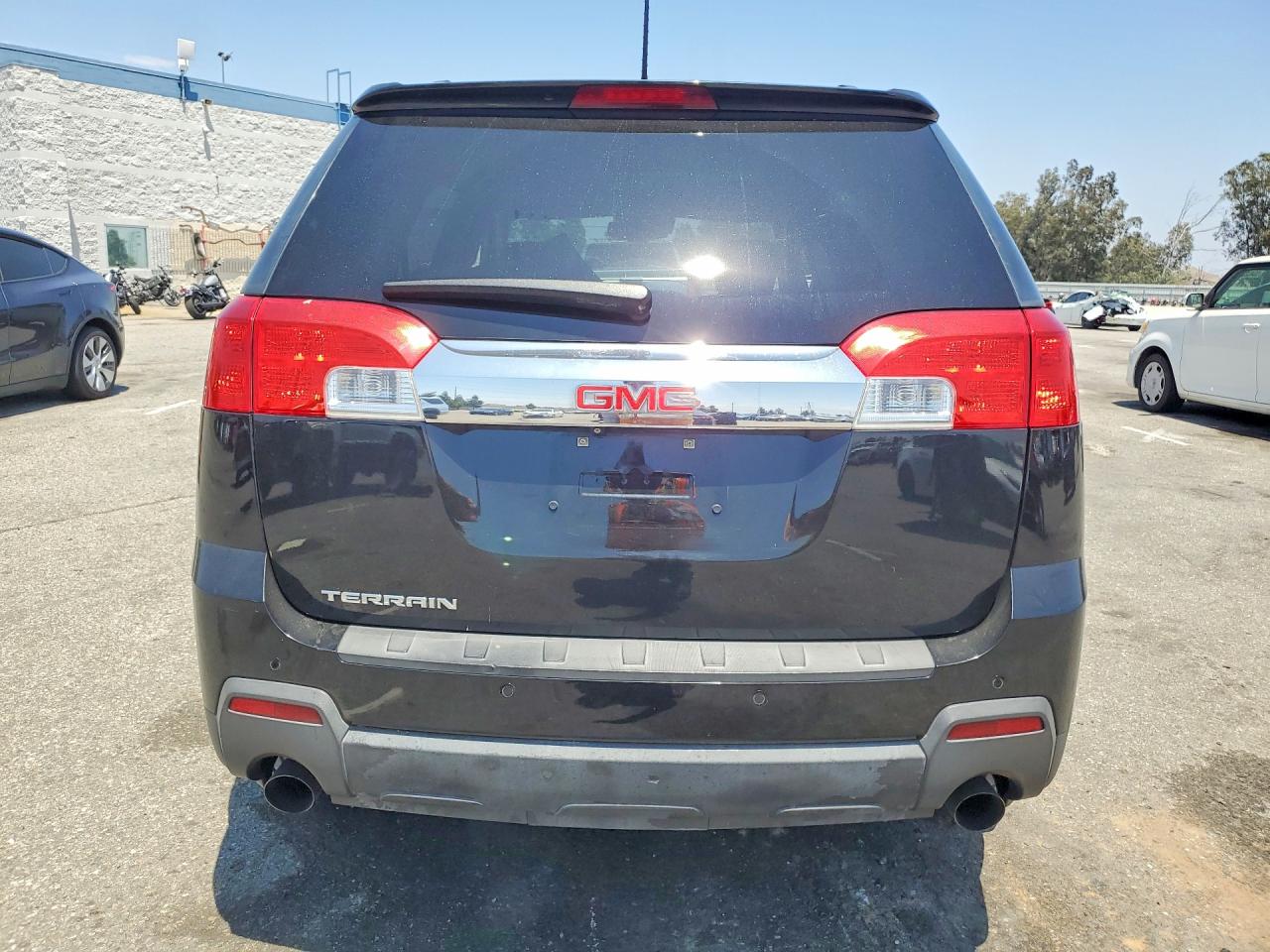 2015 GMC TERRAIN SLT photo 11