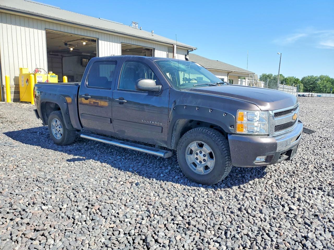 2010 CHEVROLET SILVERADO K1500 LT photo 4