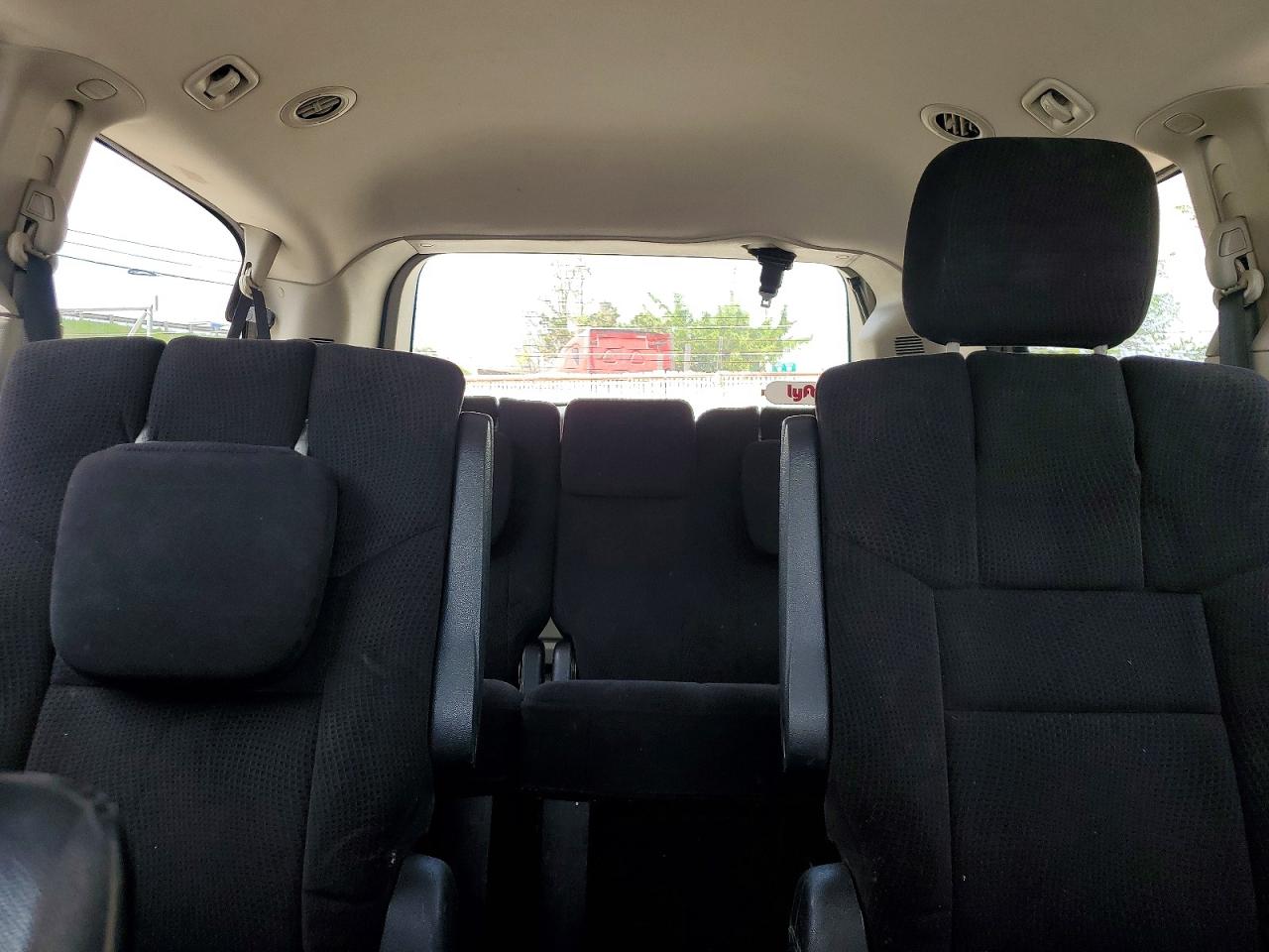 2011 DODGE GRAND CARAVAN MAINSTREET photo 28