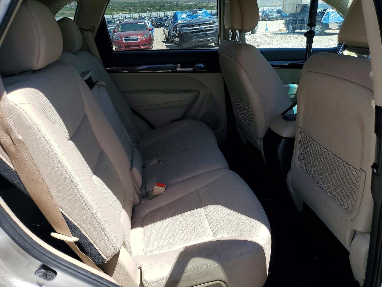 2015 KIA SORENTO LX photo 28