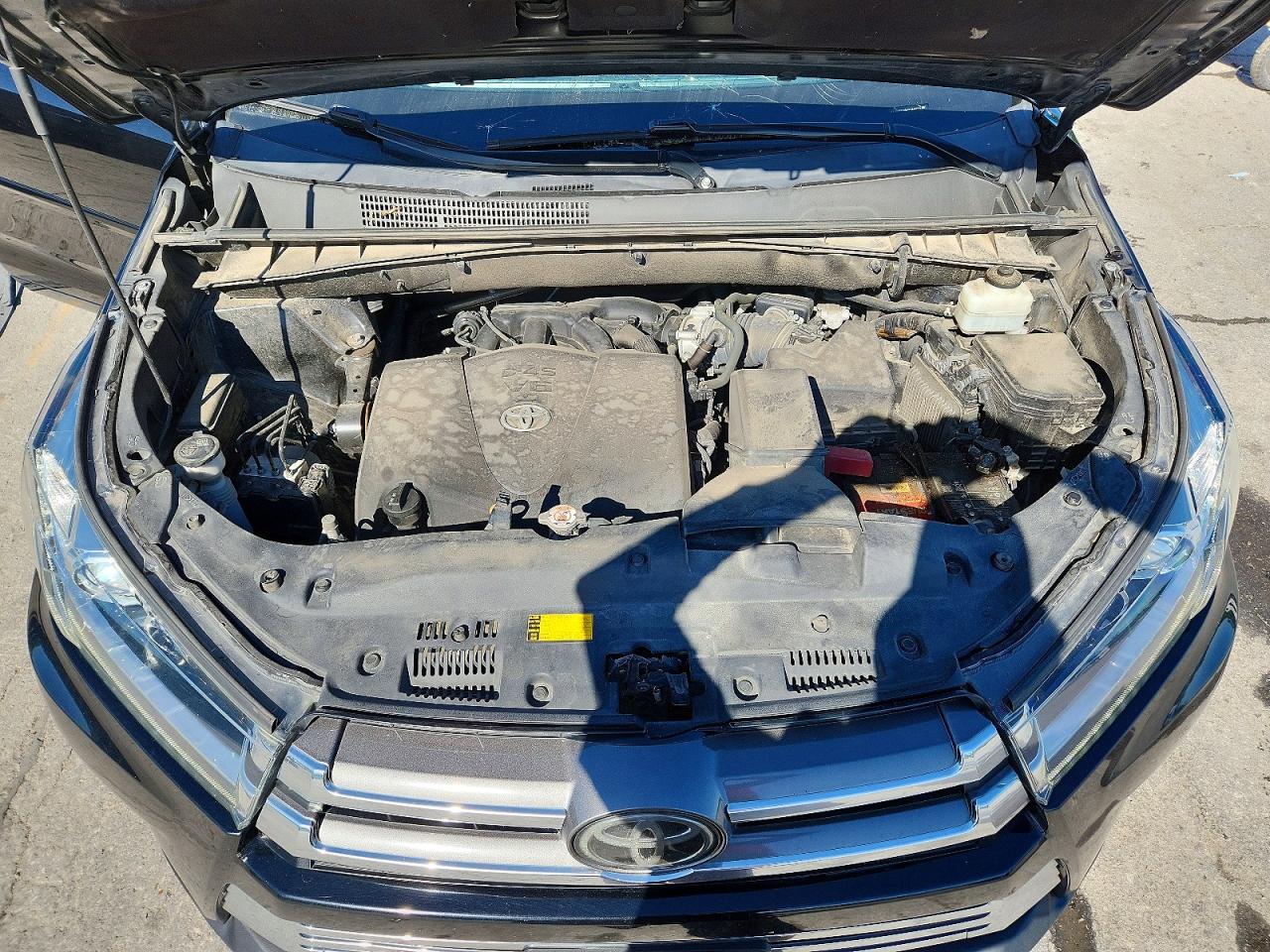 2019 TOYOTA HIGHLANDER LIMITED photo 34