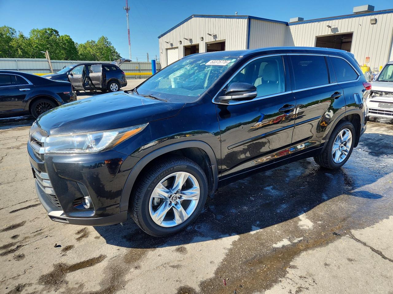 2019 TOYOTA HIGHLANDER