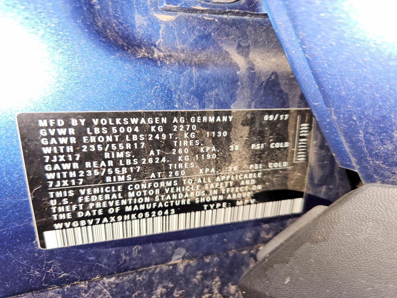 2017 VOLKSWAGEN TIGUAN S photo 25