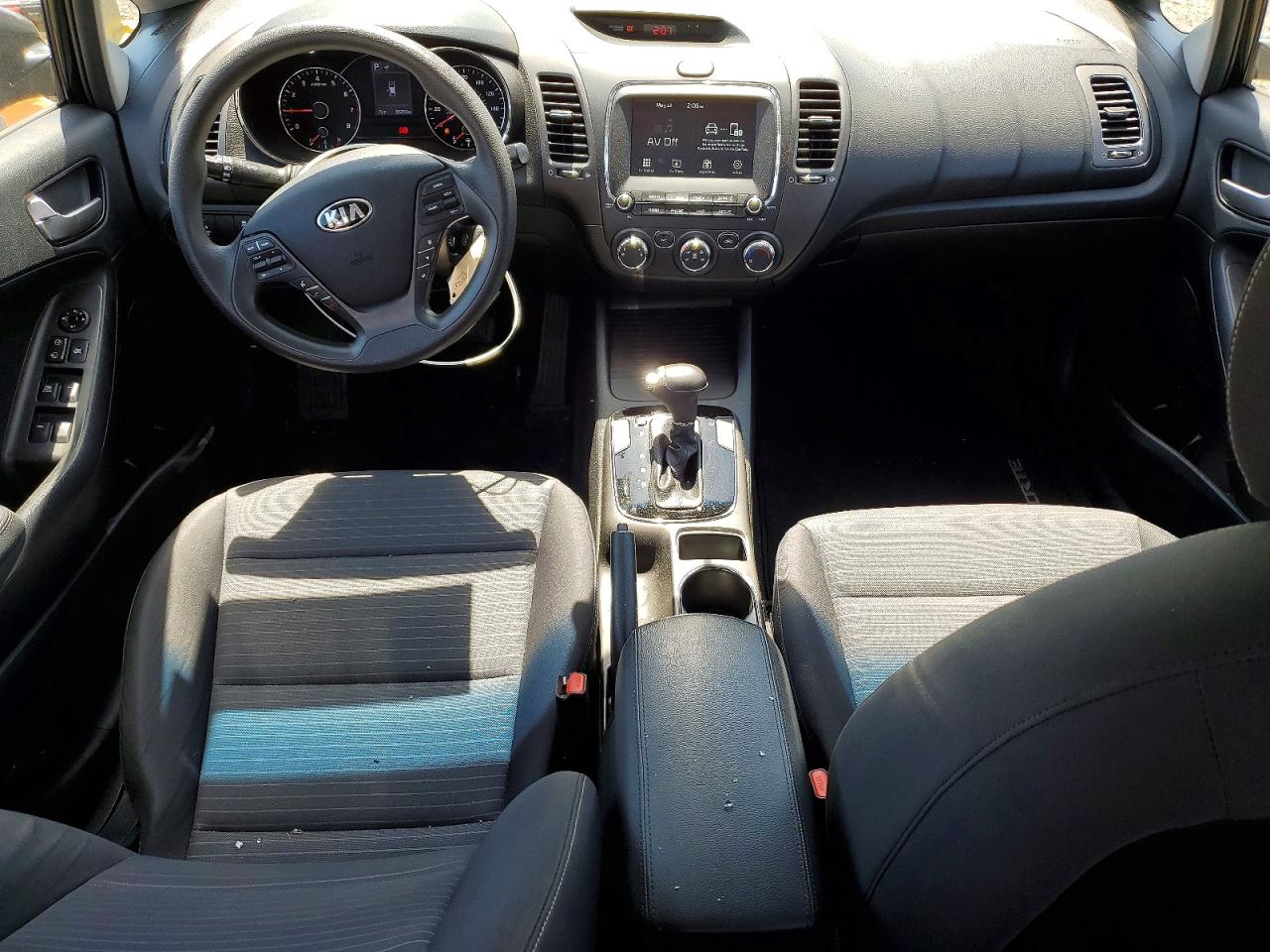 2018 KIA FORTE LX photo 22