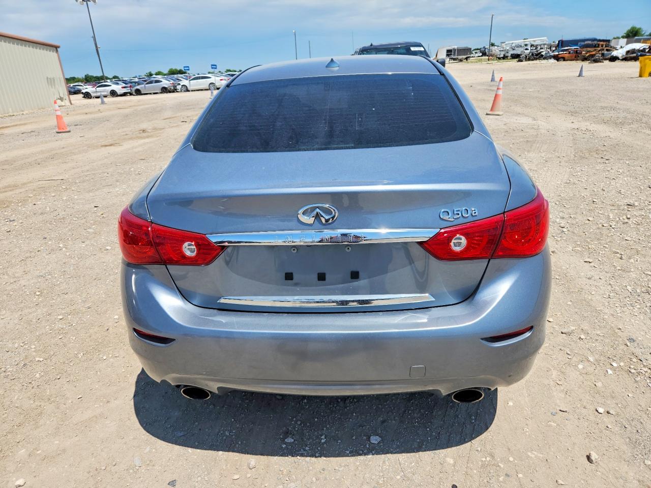2015 INFINITI Q50 BASE photo 11