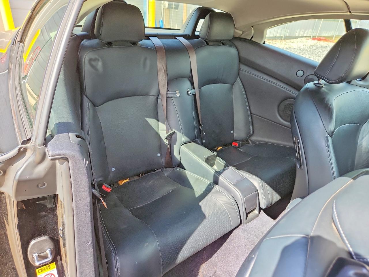 2012 LEXUS IS 350 photo 28