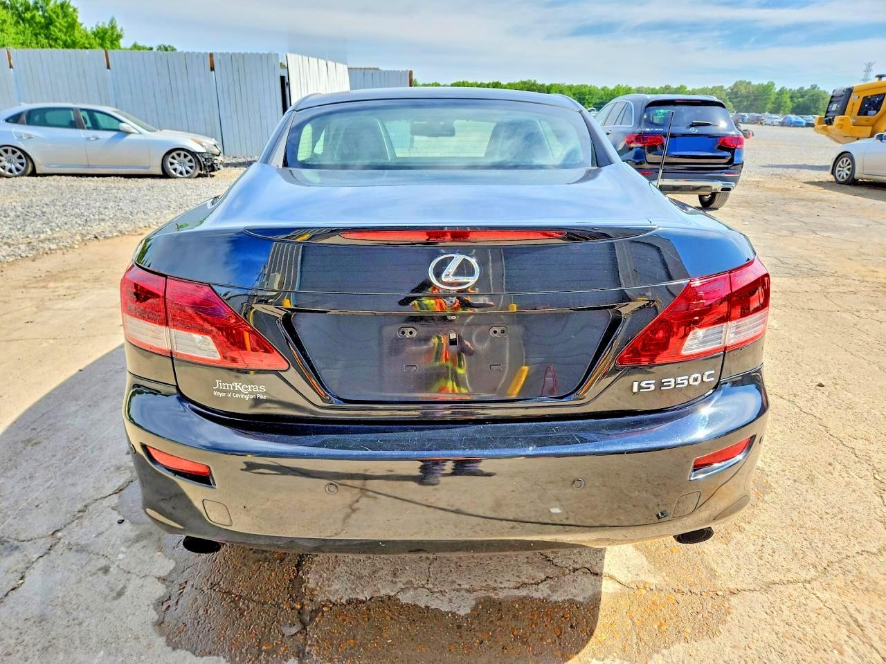 2012 LEXUS IS 350 photo 16