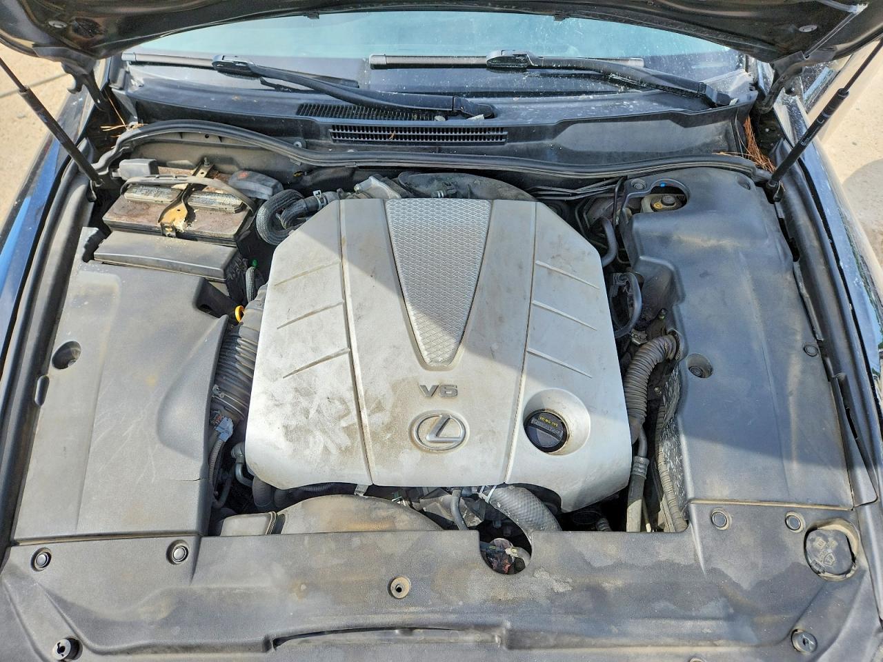 2012 LEXUS IS 350 photo 31