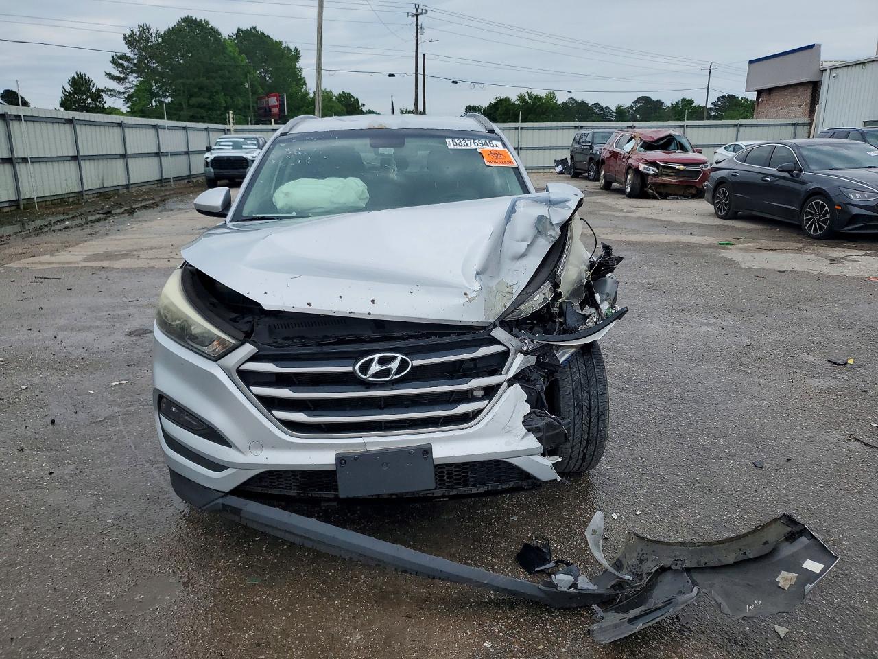 2017 HYUNDAI TUCSON SE photo 13