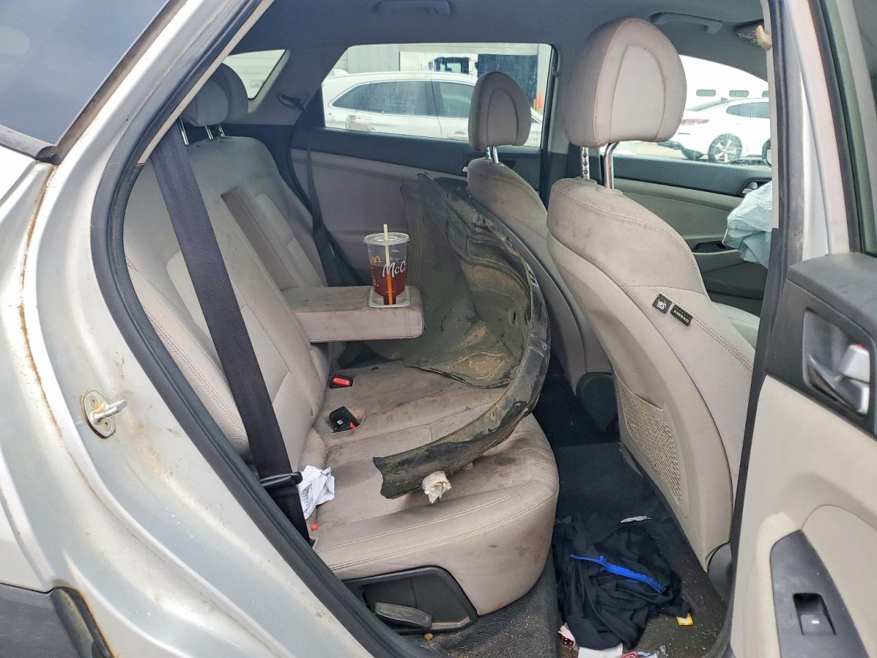 2017 HYUNDAI TUCSON SE photo 31
