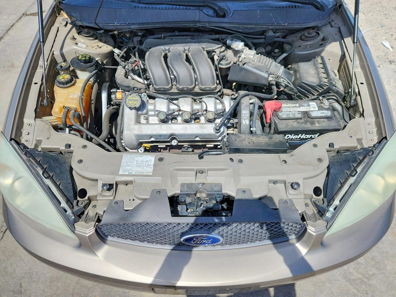 2004 FORD TAURUS SES photo 11