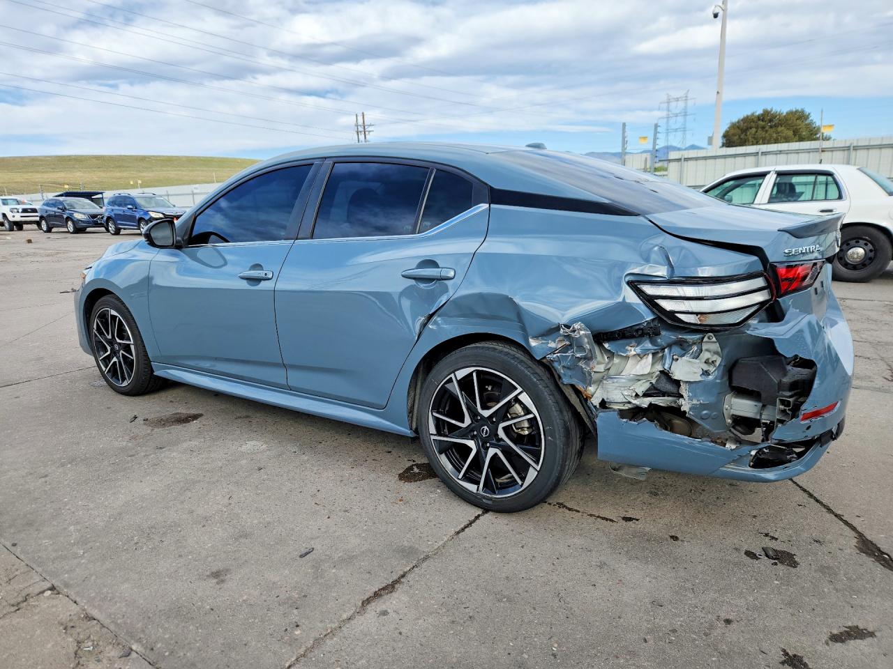 2024 NISSAN SENTRA SR photo 3