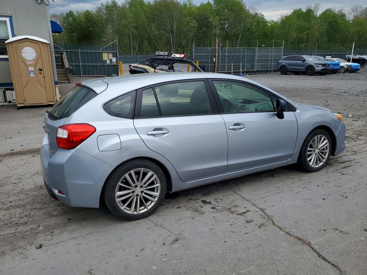 2014 SUBARU IMPREZA photo 5