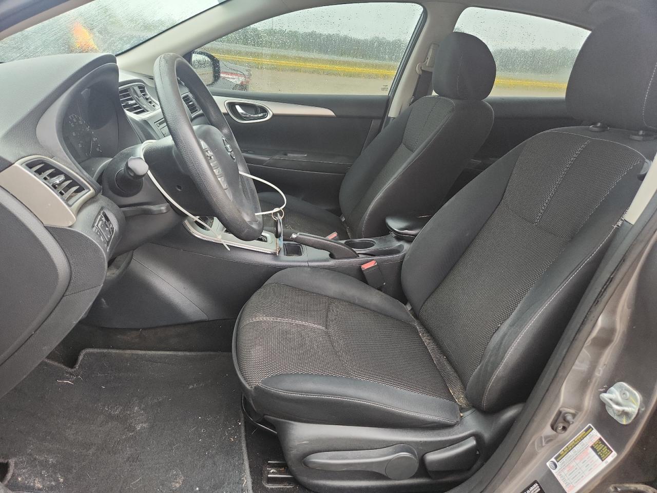 2015 NISSAN SENTRA S photo 13