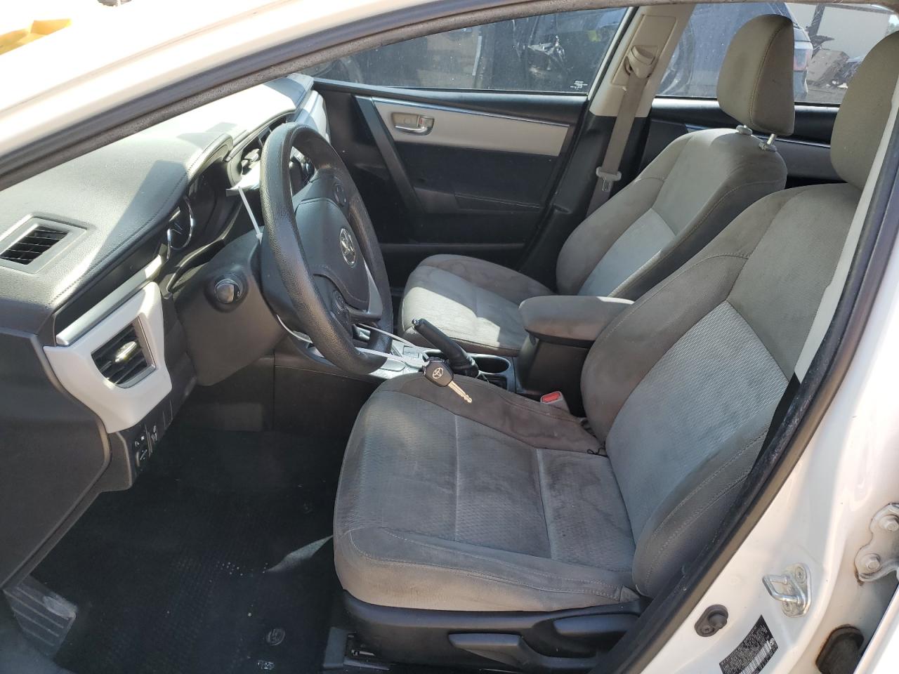 2016 TOYOTA COROLLA L photo 13