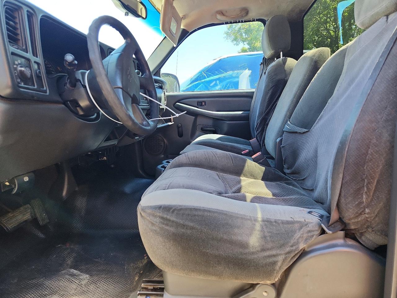 2003 CHEVROLET SILVERADO C1500 photo 19